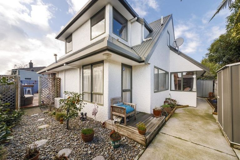 Photo of property in 40a Kingswood Street, Takaro, Palmerston North, 4412