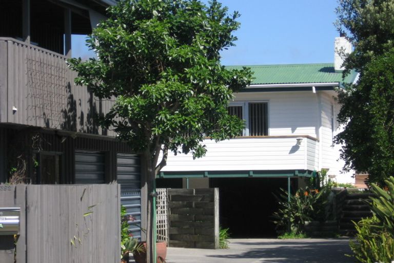 Photo of property in 392b Oceanbeach Road, Mount Maunganui, 3116