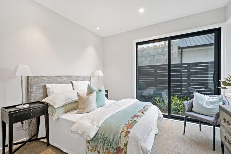 Photo of property in 14 Third Fairway Place, Albany, Auckland, 0632