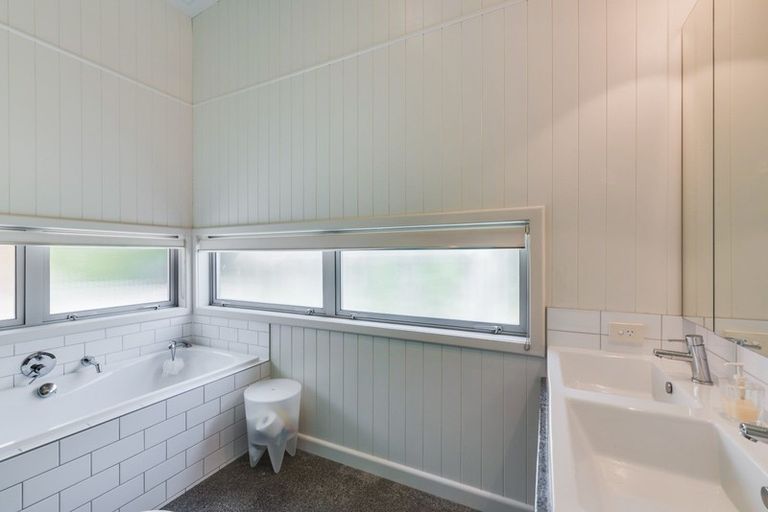 Photo of property in 204 Raniera Grove, Hatepe, Turangi, 3382