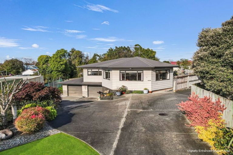 Photo of property in 3 Russell Street, Marton, 4710