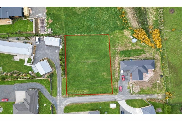 Photo of property in 21 Majestic Chance, Seaward Bush, Invercargill, 9812