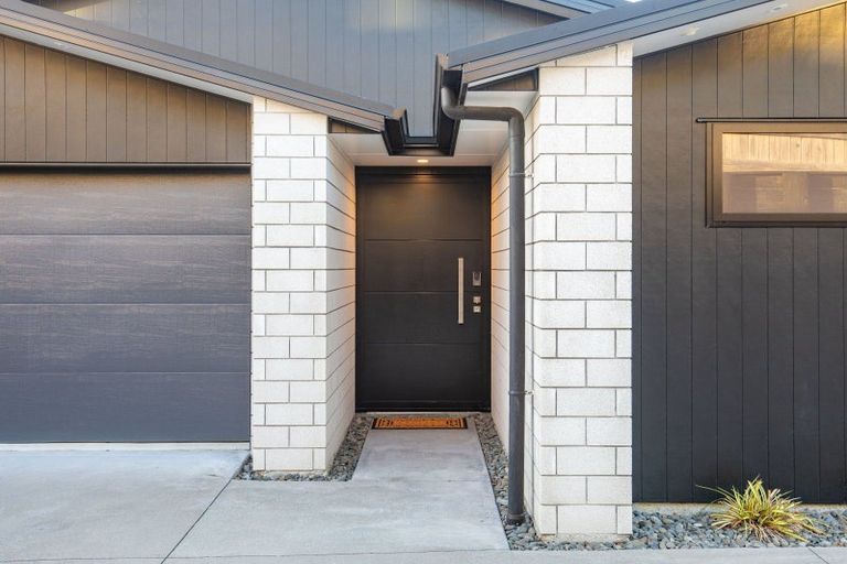 Photo of property in 12 Rose Berry Crescent, Flagstaff, Hamilton, 3210