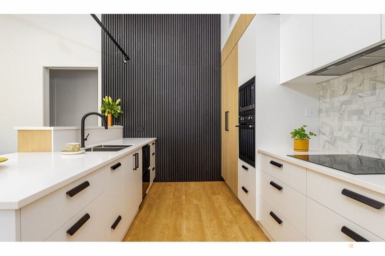 Photo of property in 1 Hislop Street, Geraldine, 7930