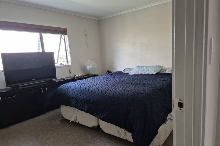 Photo of property in 57b Sabulite Road, Kelston, Auckland, 0602