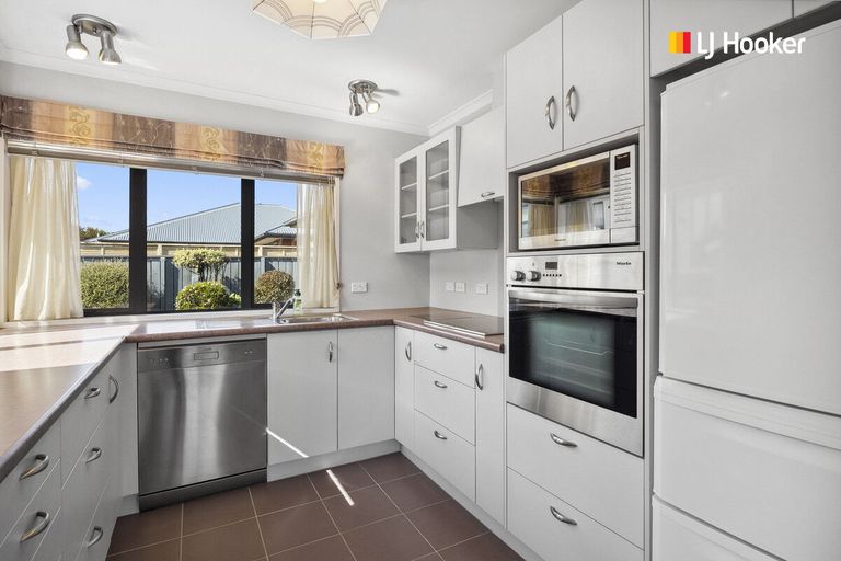 Photo of property in 83 Queens Drive, Saint Kilda, Dunedin, 9012