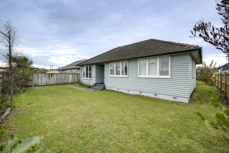 Photo of property in 57 Taradale Road, Onekawa, Napier, 4110