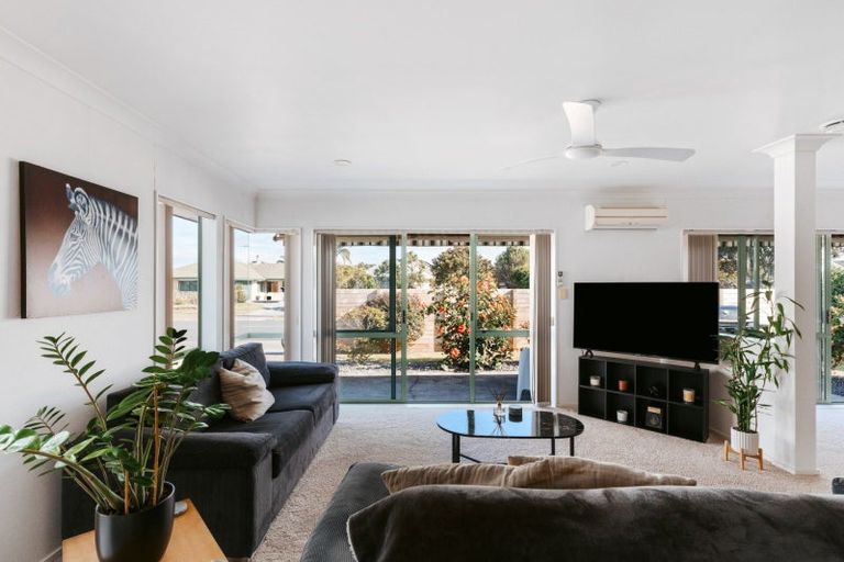 Photo of property in 160 Pacific View Road, Papamoa Beach, Papamoa, 3118