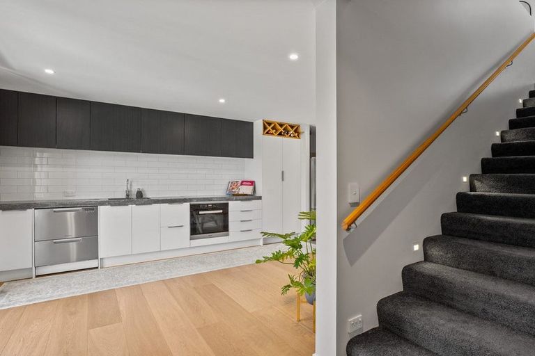 Photo of property in 51 Red Cottage Drive, Lake Hayes, Queenstown, 9304