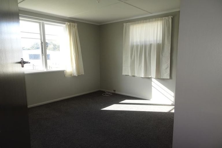 Photo of property in 36 Hillary Crescent, Maraenui, Napier, 4110