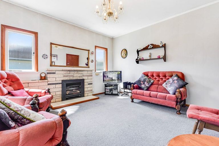 Photo of property in 36 Oxford Street, Fairfield, Hamilton, 3214