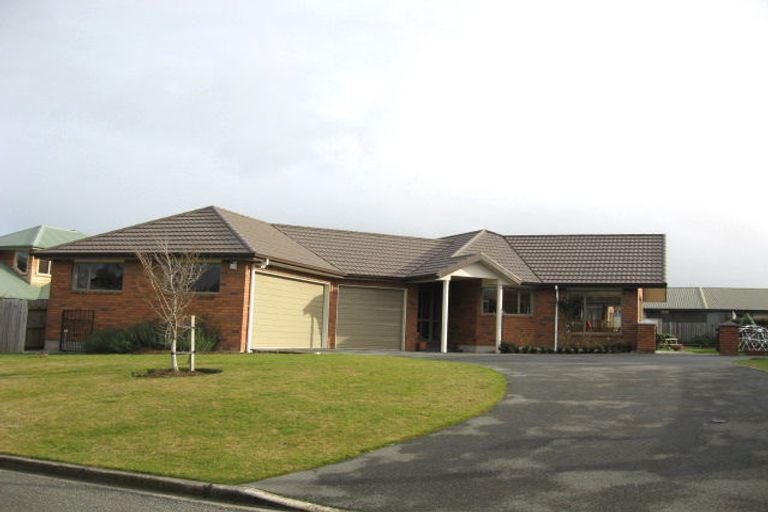 Photo of property in 43 Glenroy Park Drive, Waikiwi, Invercargill, 9810