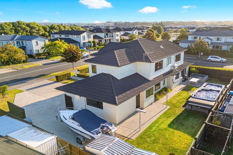 Photo of property in 23 Wawatai Drive, Karaka, Papakura, 2113