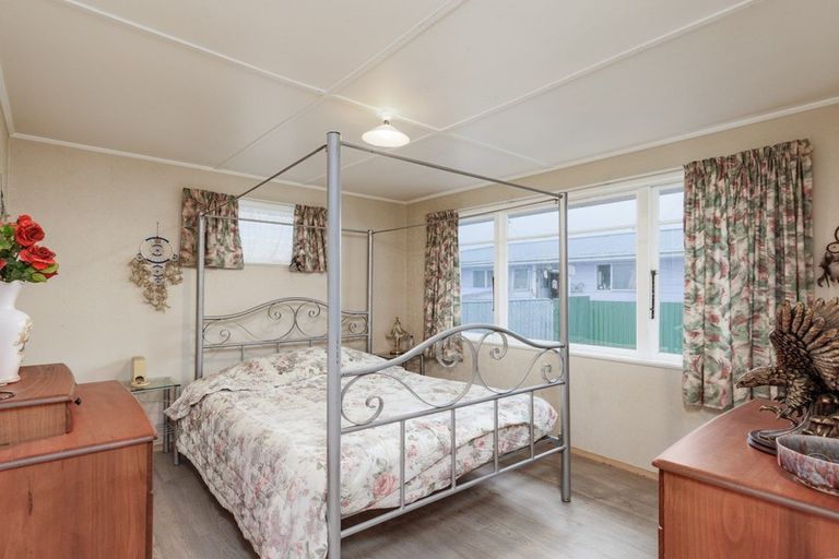 Photo of property in 89 Cameron Crescent, Masterton, 5810