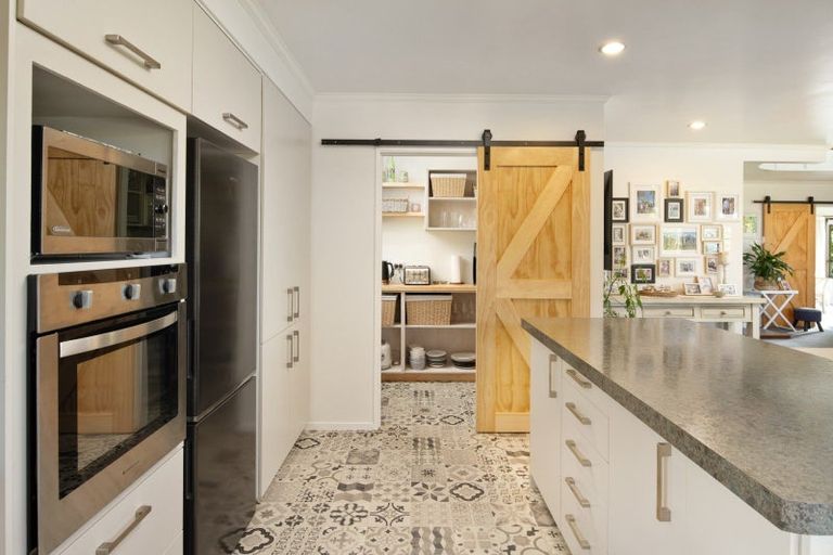 Photo of property in 1 Beach Road, Waikawa, Picton, 7220