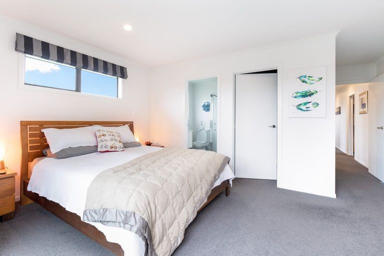 Photo of property in 2 Dyer Lane, Cambridge, 3434