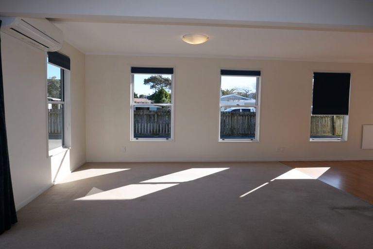 Photo of property in 17 Otaihanga Road, Otaihanga, Paraparaumu, 5036