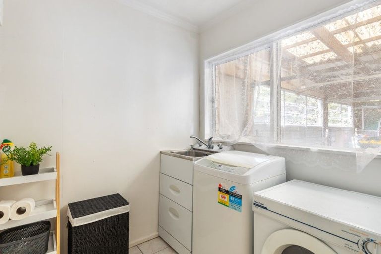 Photo of property in 28a Marchant Place, Westown, New Plymouth, 4310