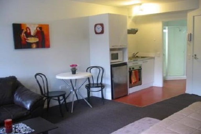 Photo of property in Viccentral, 169 The Terrace, Wellington Central, Wellington, 6011