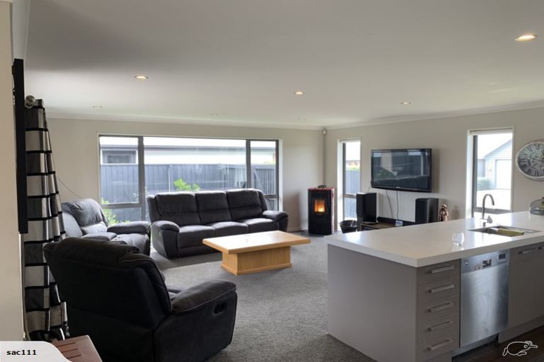 Photo of property in 5 Skye Lane, Prebbleton, 7604