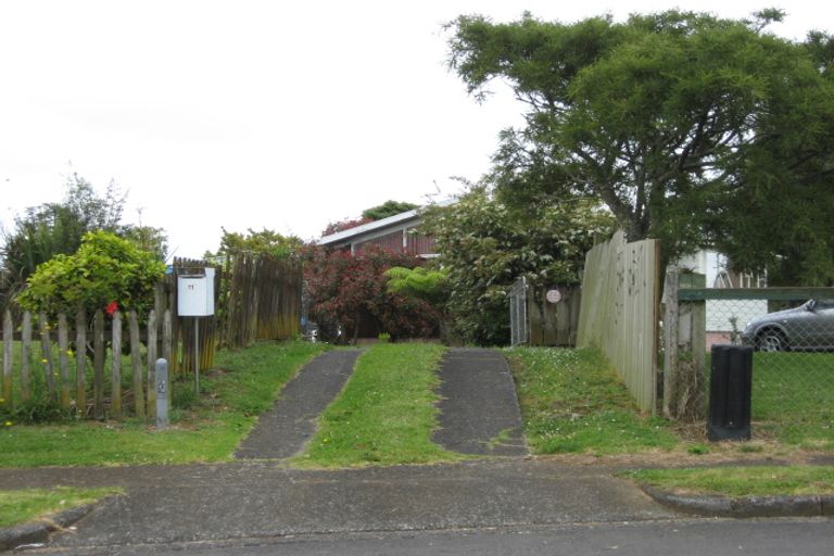 Photo of property in 11 Arnhem Place, Pukekohe, 2120