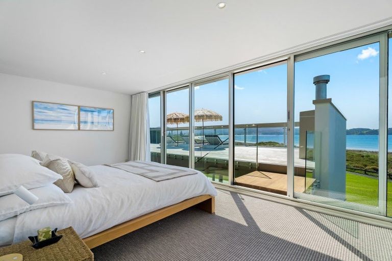 Photo of property in 45 Taumata Road, Omaha, 0986