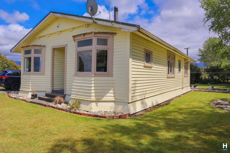 Photo of property in 1229 Atarau Road, Atarau, Blackball, 7871