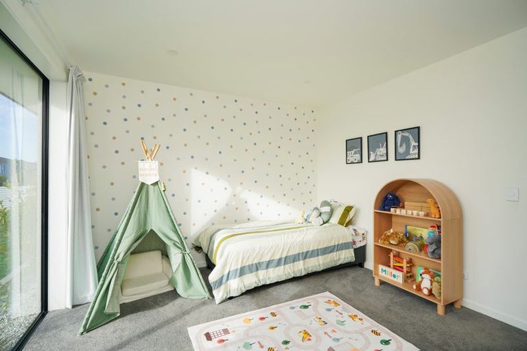 Photo of property in 6 Chatham Rise, Seaward Bush, Invercargill, 9812