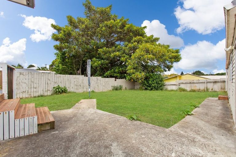 Photo of property in 36 Cape Road, Mangere, Auckland, 2022