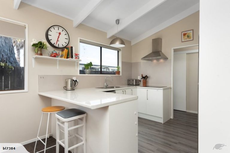 Photo of property in 5b Lachlan Avenue, Mount Maunganui, 3116