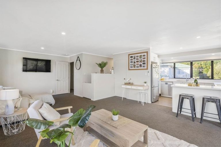 Photo of property in 13c Walbrook Road, Manly, Whangaparaoa, 0930
