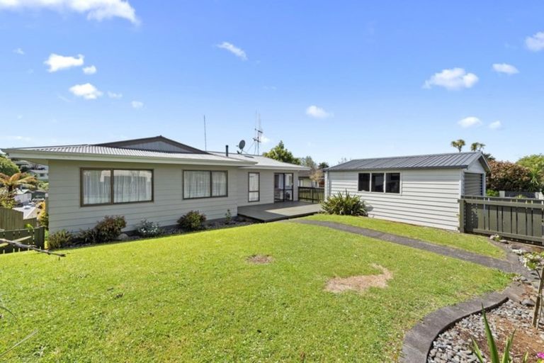 Photo of property in 102 Amanda Avenue, Dinsdale, Hamilton, 3204