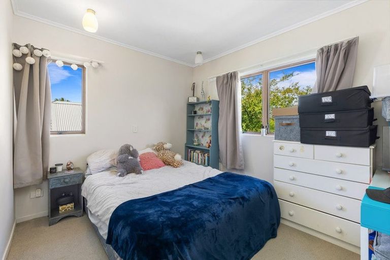Photo of property in 11/29 James Street, Glenfield, Auckland, 0629