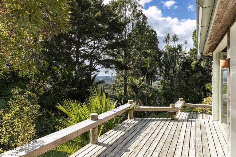 Photo of property in 103 Hinau Road, Waimauku, 0881