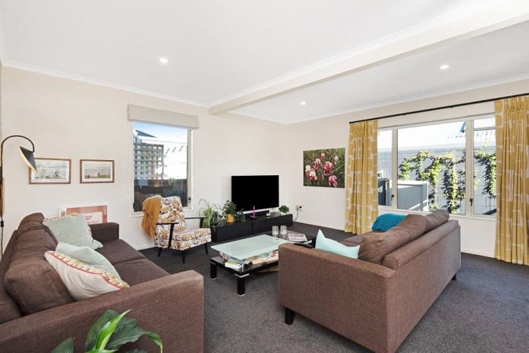 Photo of property in 37b Puriri Street, Miramar, Wellington, 6022