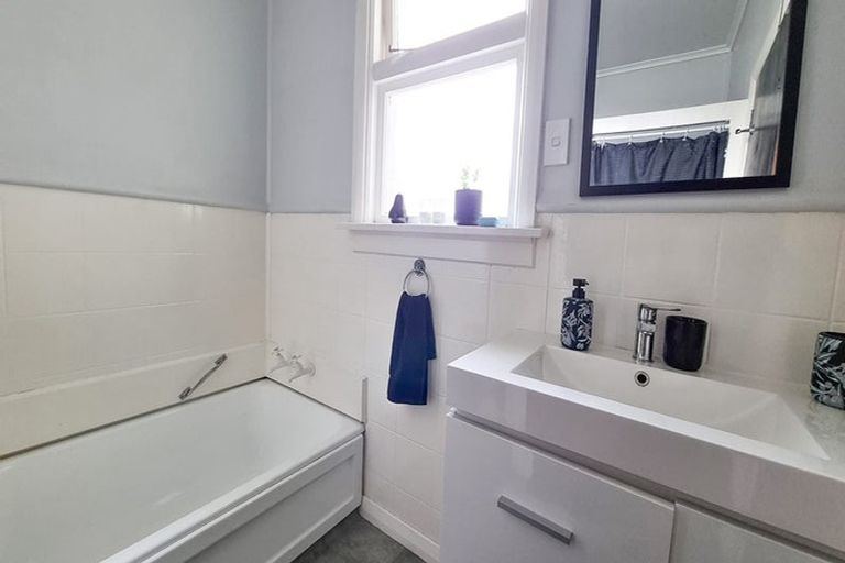 Photo of property in 57 Charlotte Street, Balclutha, 9230