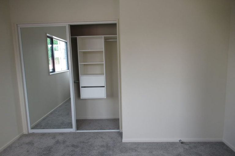 Photo of property in 2 Nikau Street, New Lynn, Auckland, 0600