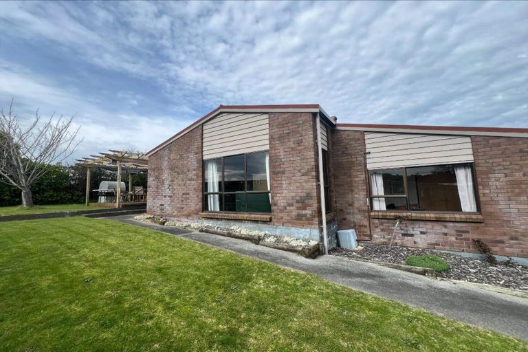 Photo of property in 133 Fitzherbert Avenue, Tawhero, Whanganui, 4501