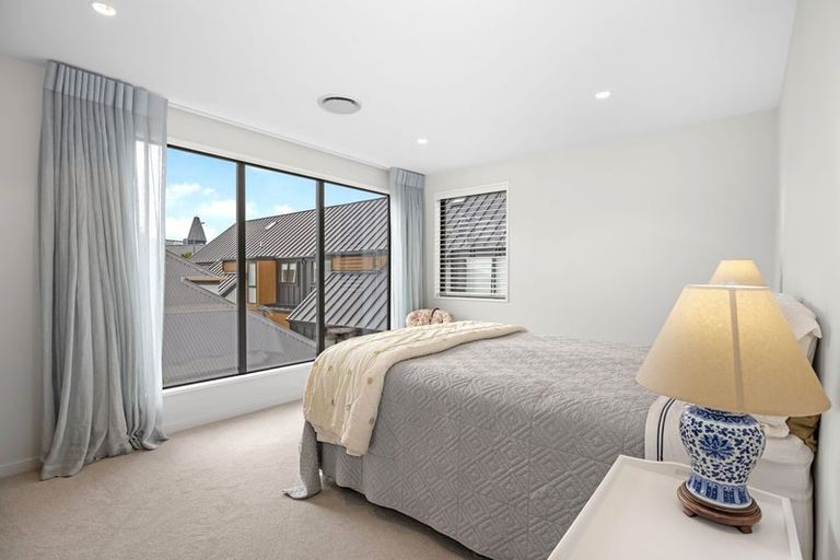 Photo of property in 4/20 Darvel Street, Riccarton, Christchurch, 8011