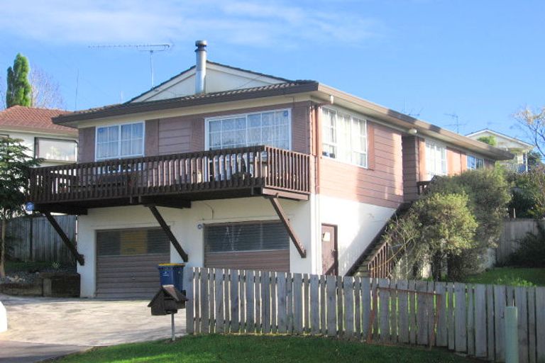 Photo of property in 78 Keegan Drive, Massey, Auckland, 0614