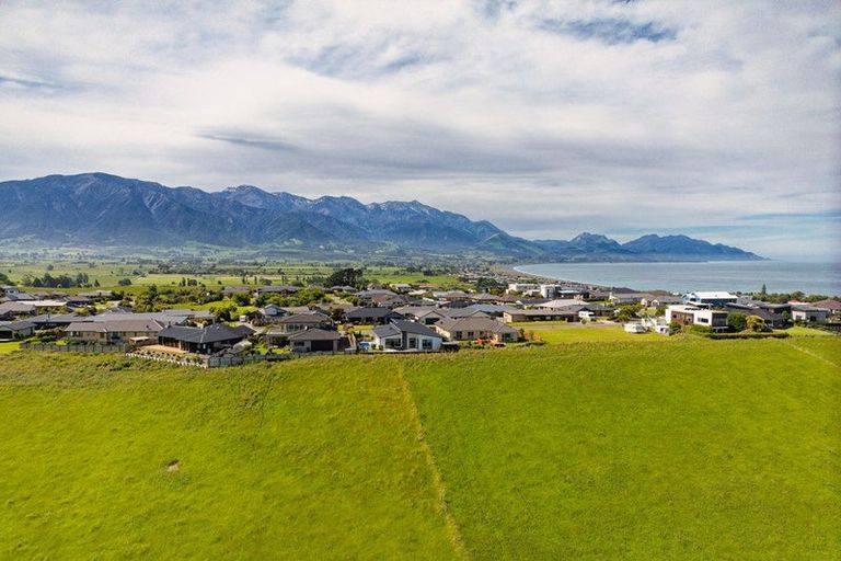 Photo of property in 25 Miromiro Drive, Kaikoura, 7300