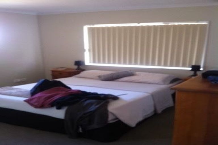 Photo of property in 83 Tiriwa Drive, Massey, Auckland, 0614