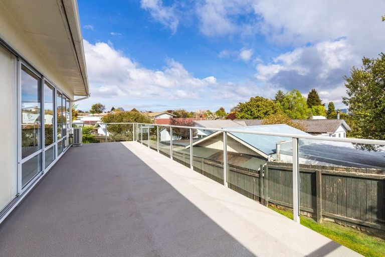 Photo of property in 8 Green Place, Richmond Heights, Taupo, 3330