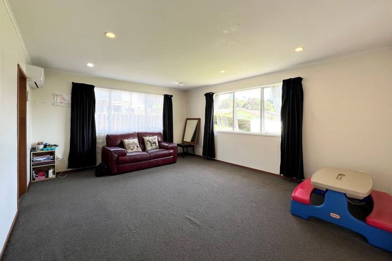 Photo of property in 80 Salamanca Road, Sunnynook, Auckland, 0620