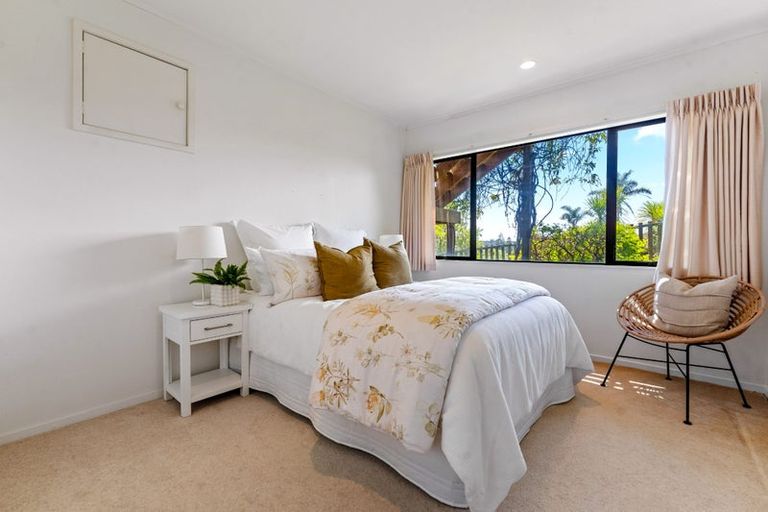 Photo of property in 49 Waiau Street, Torbay, Auckland, 0630