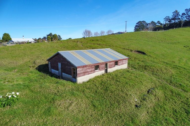 Photo of property in 2239a State Highway 12, Paparoa, 0571
