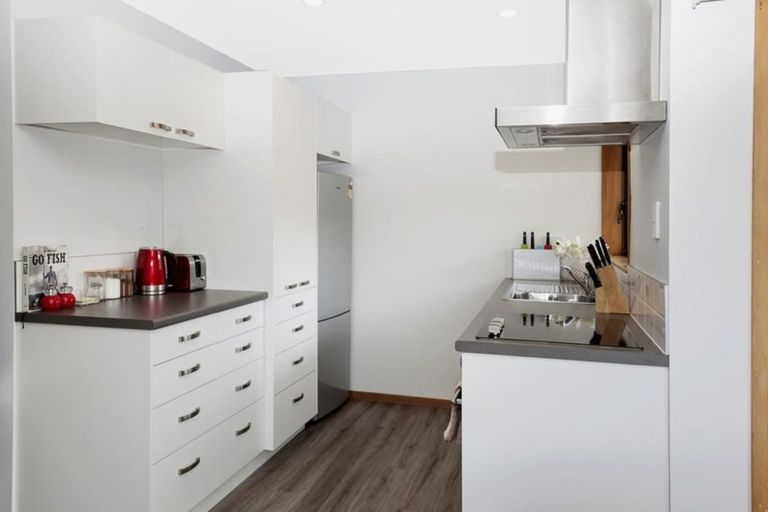 Photo of property in 5/4 Broadbent Street, Riccarton, Christchurch, 8041