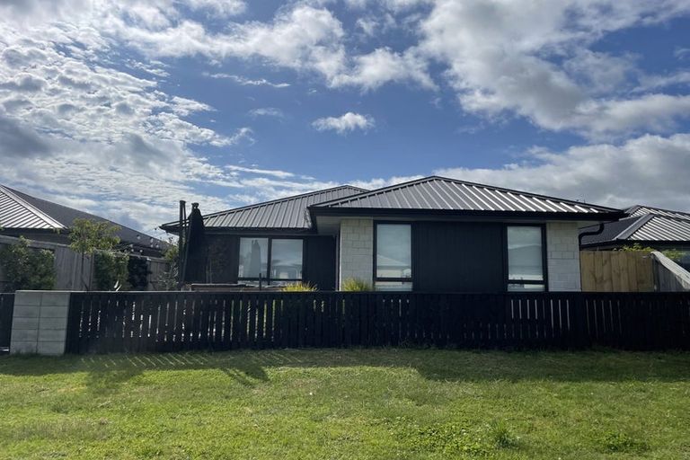 Photo of property in 4 Navy Lane, Papamoa, 3118