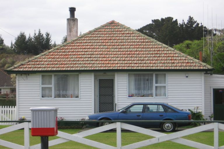 Photo of property in 38 Ladys Mile, Foxton, 4814