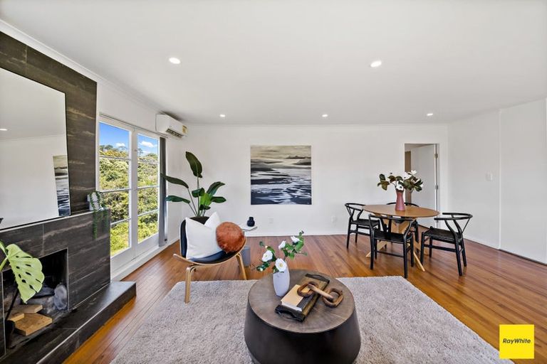 Photo of property in 2 Glengarry Road, Glen Eden, Auckland, 0602